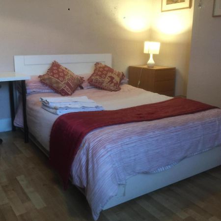Dach Apartments - Cozy 3 Bed Apartment In Hendon Эджвар Экстерьер фото