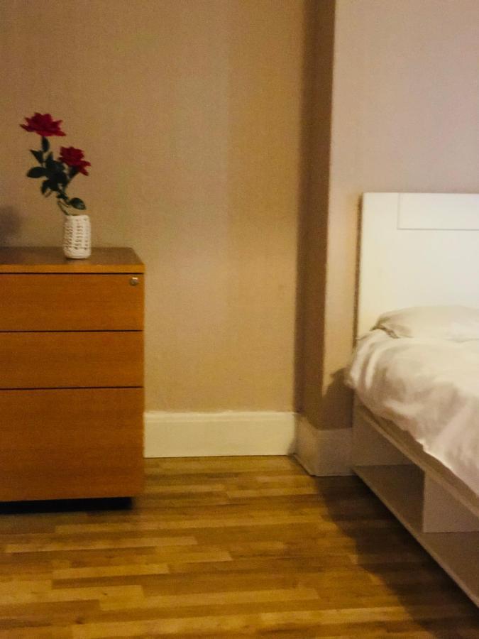 Dach Apartments - Cozy 3 Bed Apartment In Hendon Эджвар Экстерьер фото