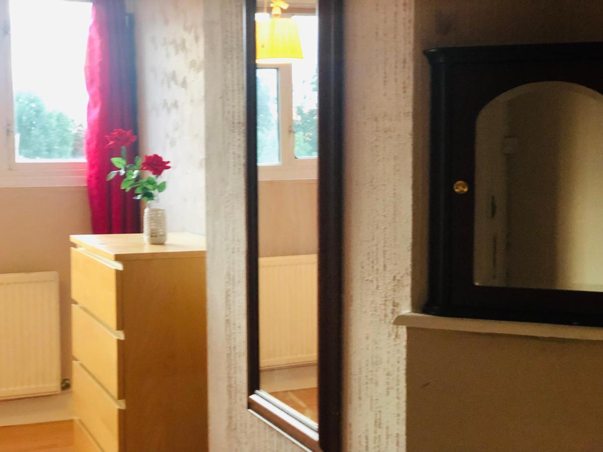 Dach Apartments - Cozy 3 Bed Apartment In Hendon Эджвар Экстерьер фото