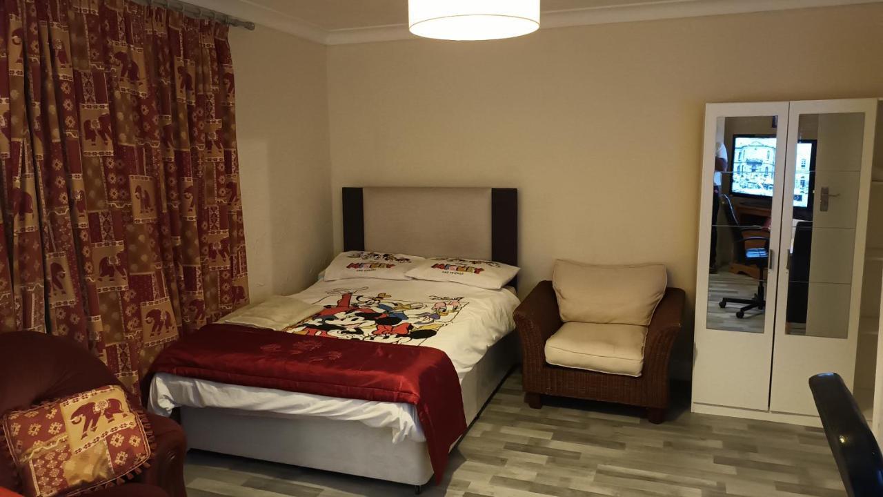 Dach Apartments - Cozy 3 Bed Apartment In Hendon Эджвар Экстерьер фото